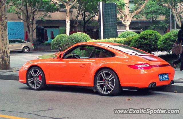 Porsche 911 spotted in Shanghai, China