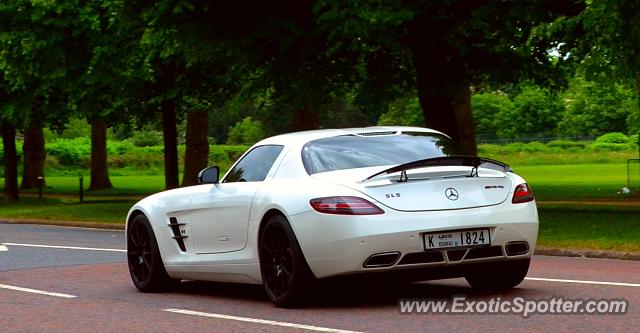 Mercedes SLS AMG spotted in London, United Kingdom