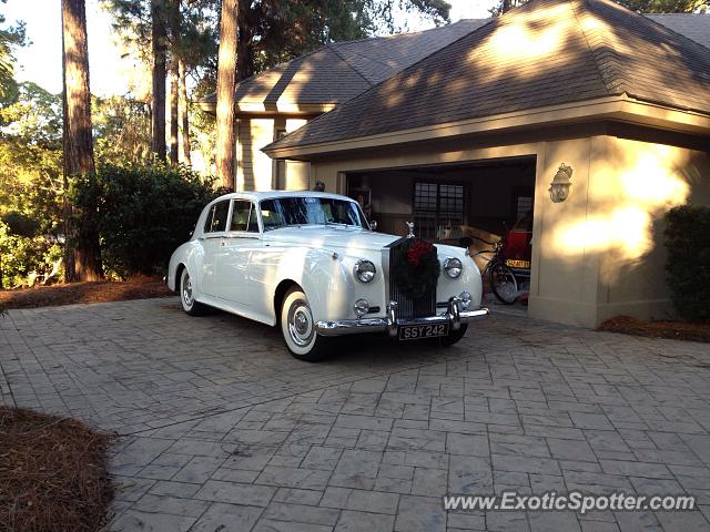 Rolls Royce Silver Cloud spotted in Hilton Head, South Carolina