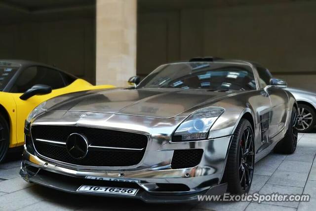 Mercedes SLS AMG spotted in London, United Kingdom