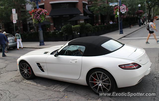 Mercedes SLS AMG spotted in Toronto, Canada