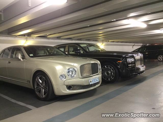 Bentley Mulsanne spotted in Paris, France