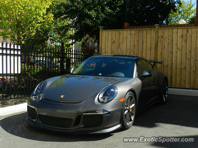 Porsche 911 GT3 spotted in Windsor, Ontario, Canada