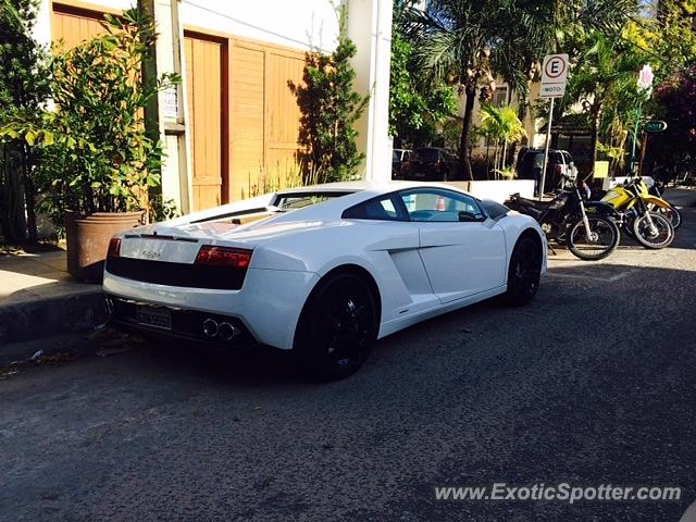 Lamborghini Gallardo spotted in Fortaleza, Brazil