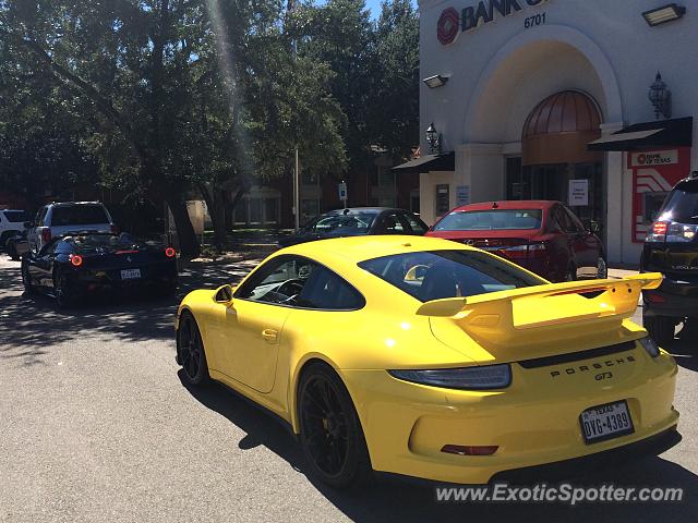 Porsche 911 GT3 spotted in Dallas, Texas