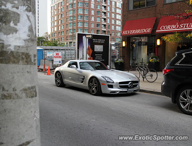 Mercedes SLS AMG spotted in Toronto, Canada