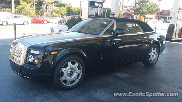 Rolls Royce Phantom spotted in Encino, California