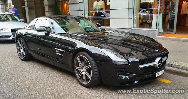 Mercedes SLS AMG spotted in Zurich, Switzerland