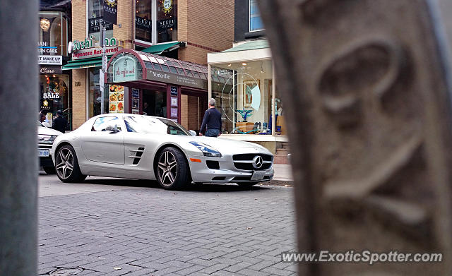 Mercedes SLS AMG spotted in Toronto, Ontario, Canada