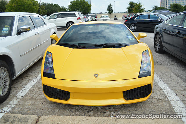 Lamborghini Gallardo spotted in Dallas, Texas