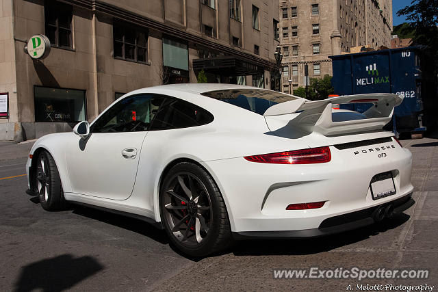 Porsche 911 GT3 spotted in Montreal, Canada