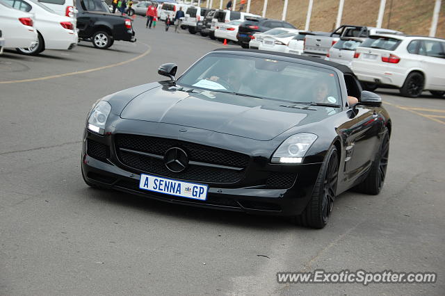 Mercedes SLS AMG spotted in Johannesburg, South Africa