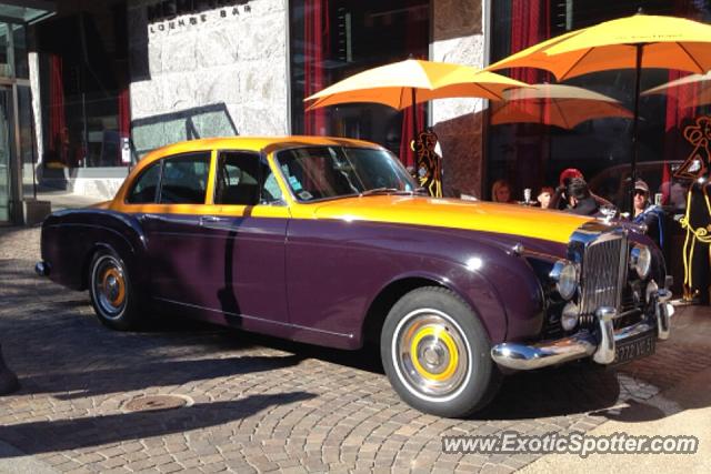 Bentley S Series spotted in Annecy, France