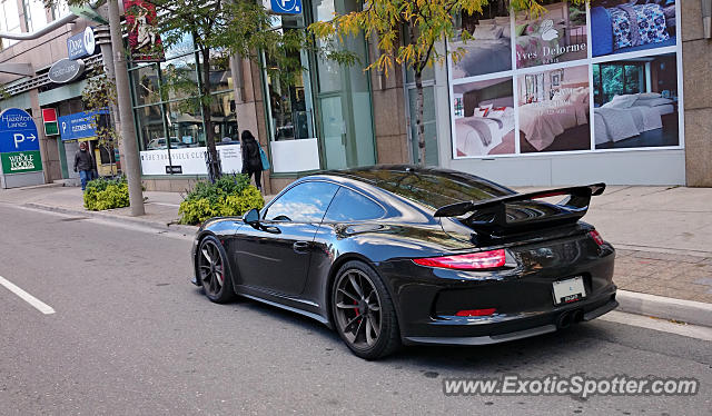 Porsche 911 GT3 spotted in Toronto, Ontario, Canada