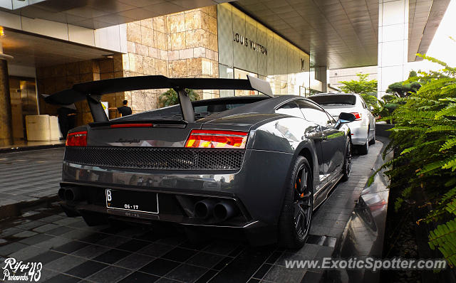 Lamborghini Gallardo spotted in Jakarta, Indonesia