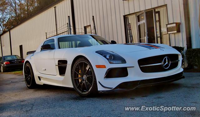 Mercedes SLS AMG spotted in Atlanta, Georgia