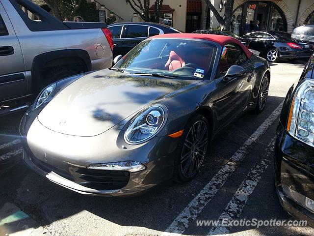 Porsche 911 spotted in Dallas, Texas