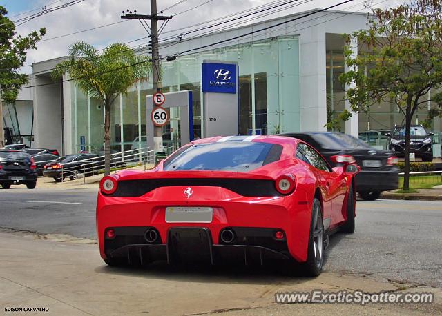 Ferrari 458 Italia spotted in São Paulo, Brazil