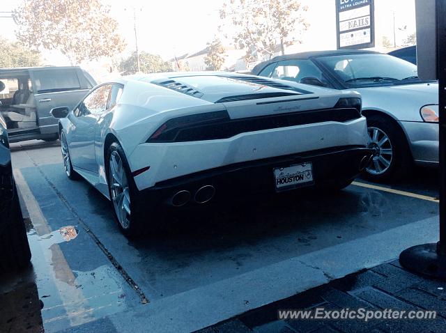 Lamborghini Huracan spotted in Houston, Texas