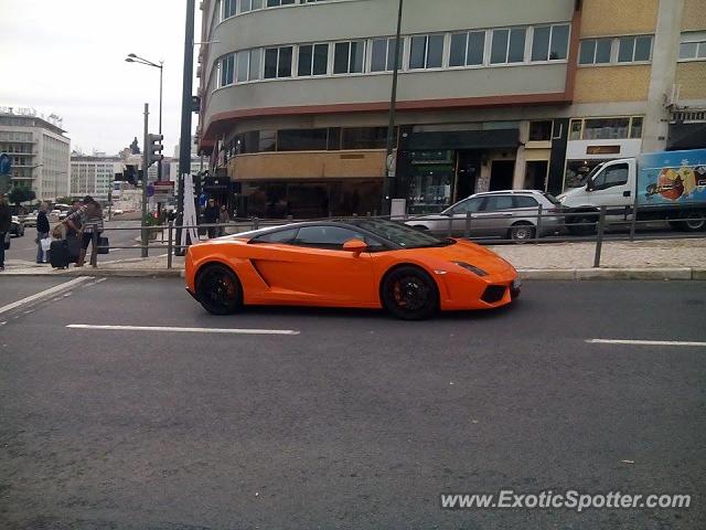 Lamborghini Gallardo spotted in Lisbon, Portugal