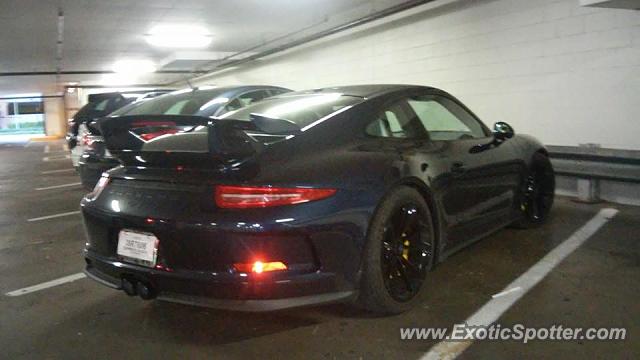 Porsche 911 GT3 spotted in Dallas, Texas