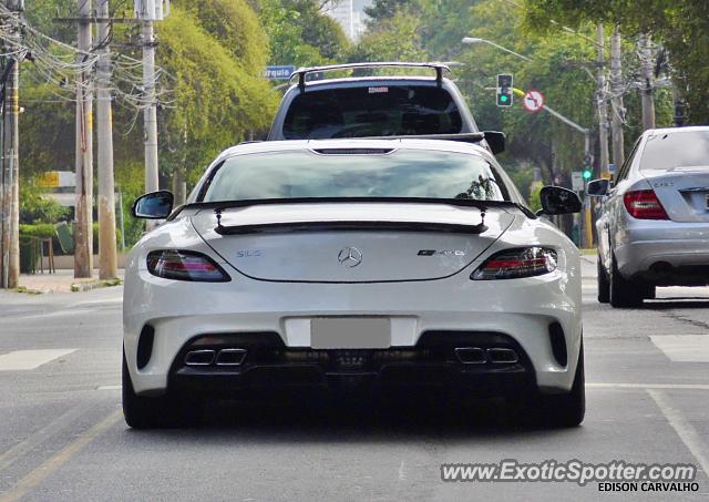 Mercedes SLS AMG spotted in São Paulo, Brazil