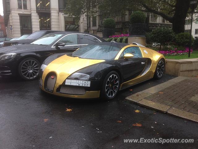 Bugatti Veyron spotted in London, United Kingdom