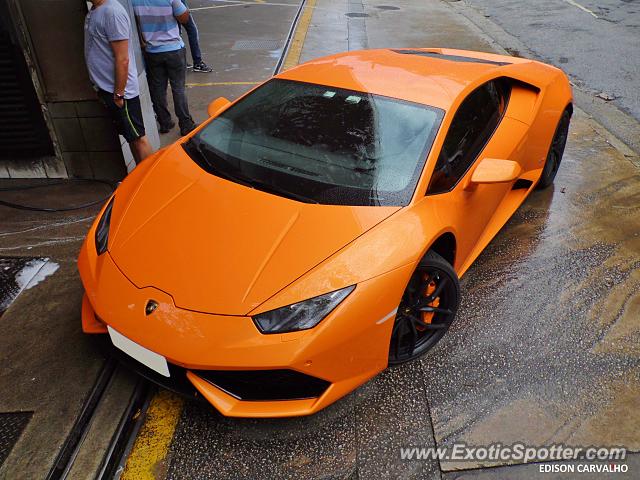 Lamborghini Huracan spotted in São Paulo, Brazil