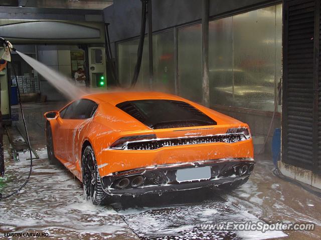 Lamborghini Huracan spotted in São Paulo, Brazil