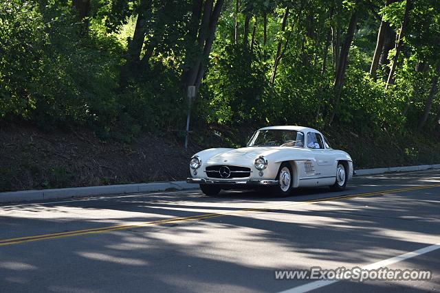 Mercedes 300SL spotted in Watkins Glen, New York