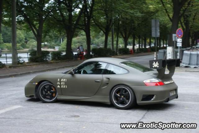 Porsche 911 Turbo spotted in Hamburg, Germany