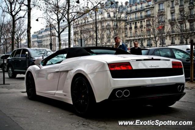 Lamborghini Gallardo spotted in Paris, France