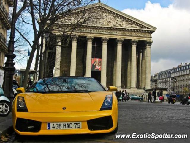 Lamborghini Gallardo spotted in Paris, France