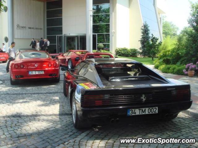 Ferrari Testarossa spotted in Istanbul, Turkey