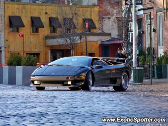 Lamborghini Diablo spotted in Manhattan, New York