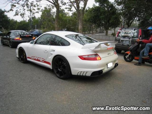 Porsche 911 GT2 spotted in Taichung, Taiwan