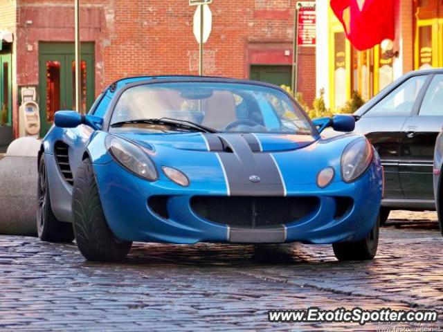 Lotus Elise spotted in Manhattan, New York