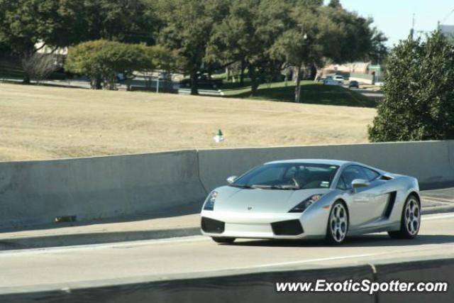 Lamborghini Gallardo spotted in Dallas, Texas