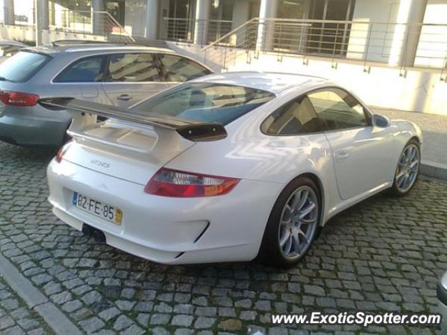 Porsche 911 GT3 spotted in Porto, Portugal