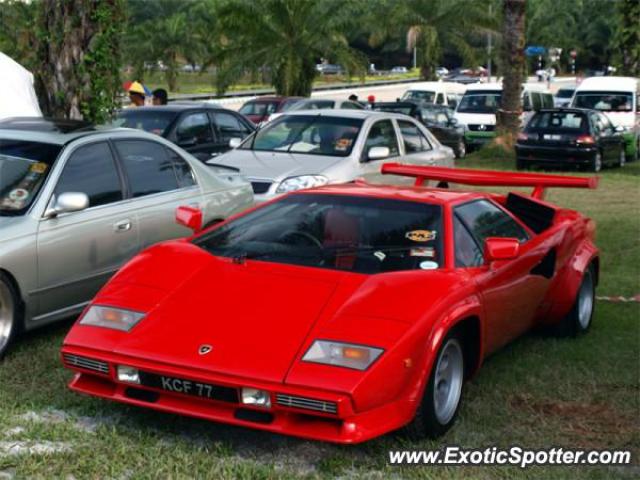 Lamborghini Countach spotted in Kuala Lumpur, Malaysia