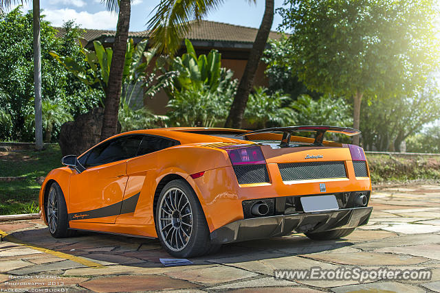 Lamborghini Gallardo spotted in Brasilia, Brazil