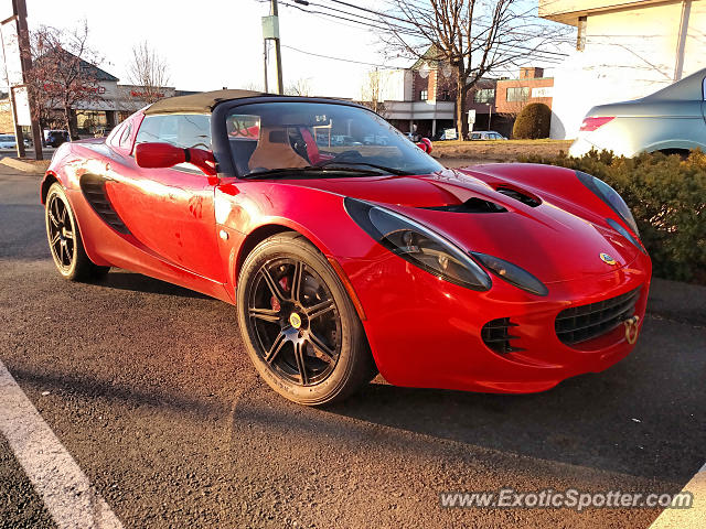 Lotus Elise spotted in Norwalk, Connecticut