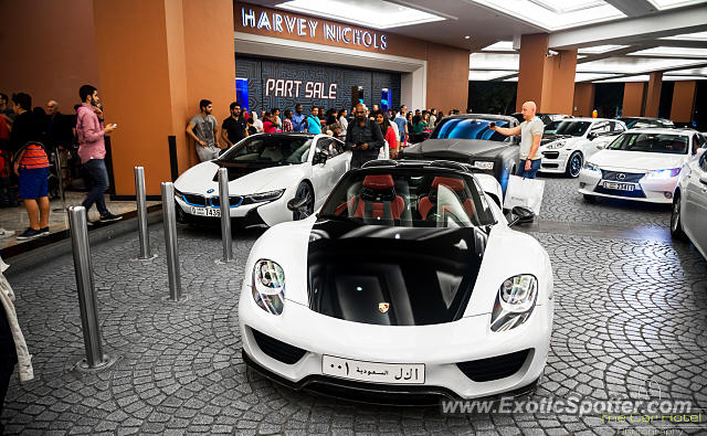 Porsche 918 Spyder spotted in Dubai, United Arab Emirates