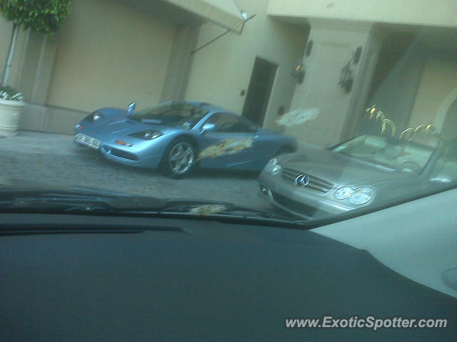 Mclaren F1 spotted in Beverly Hils, California