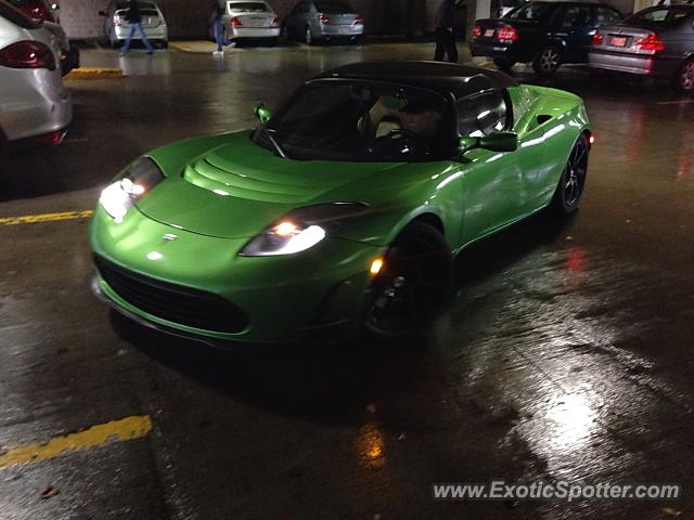 Tesla Roadster spotted in Rockville, Maryland