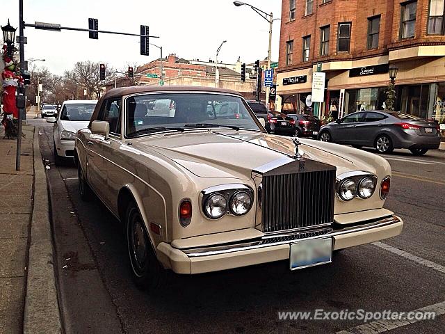 Rolls Royce Corniche spotted in Oak Park, Illinois