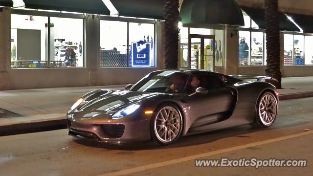 Porsche 918 Spyder spotted in Miami, Florida