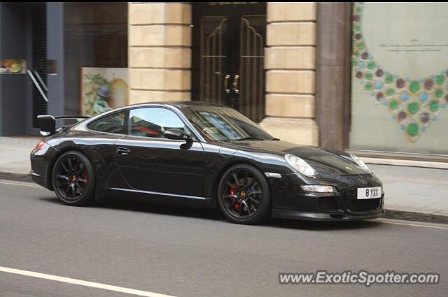 Porsche 911 GT3 spotted in London, United Kingdom