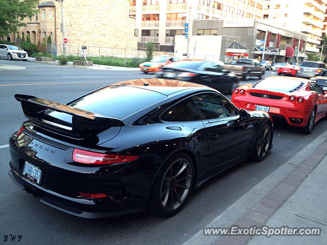 Porsche 911 GT3 spotted in Toronto, Canada