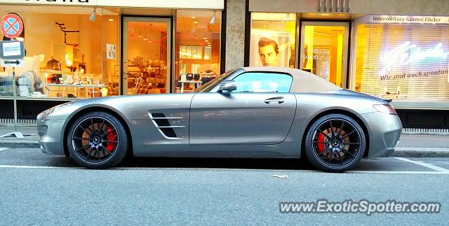 Mercedes SLS AMG spotted in Zurich, Switzerland